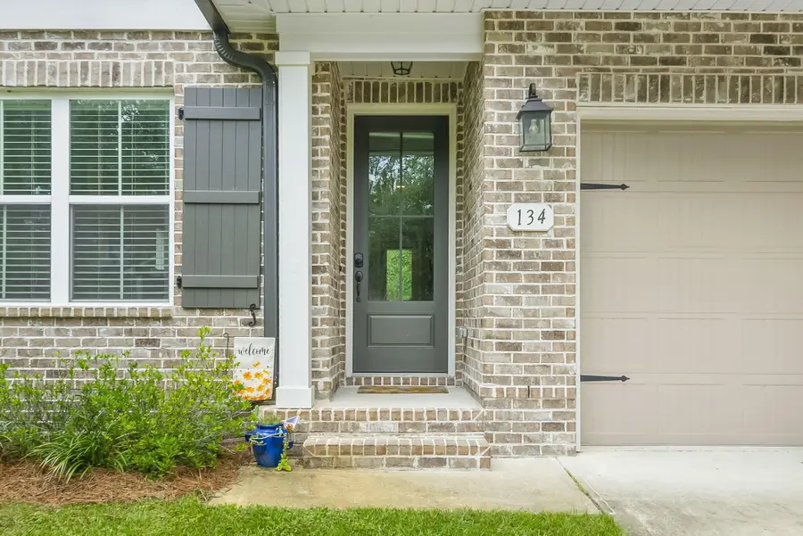 134 Laurel Oaks Drive, Freeport, FL 32439 - Image #3