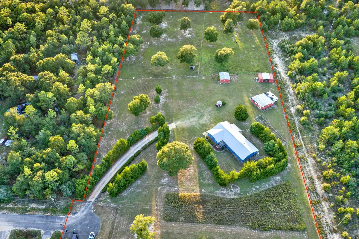 585 E Huckaba Road, Defuniak Springs, FL 32435 - Image #1