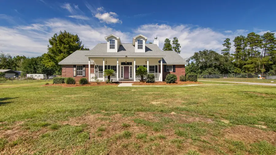 127 Spikes Road, Southport, FL 32409 - Image #2