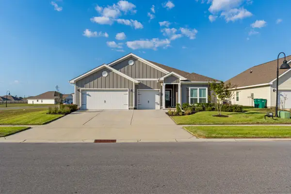 451 Eagle Lake Way, Panama City, FL 32404