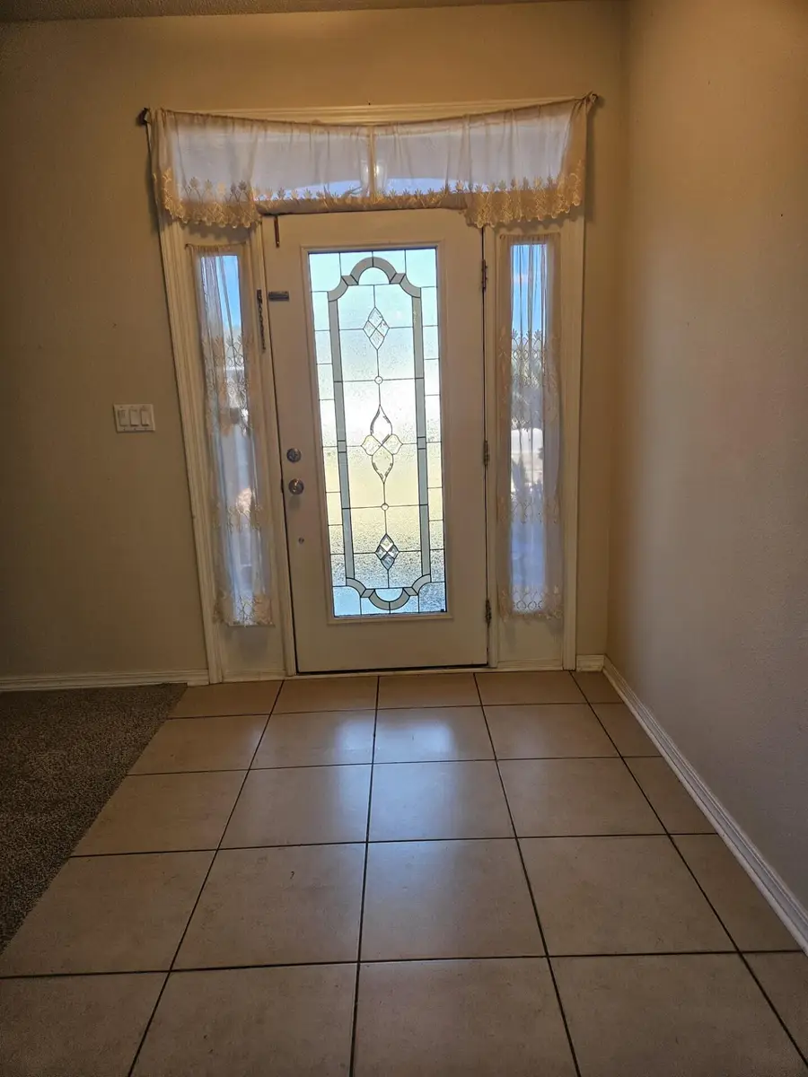 2406 Halfmoon Lane, Crestview, FL 32536 - Image #2