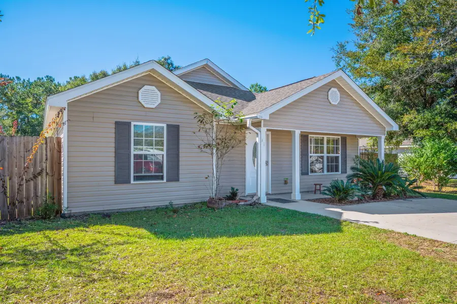 19 N Raphael Road, Defuniak Springs, FL 32433 - Image #3