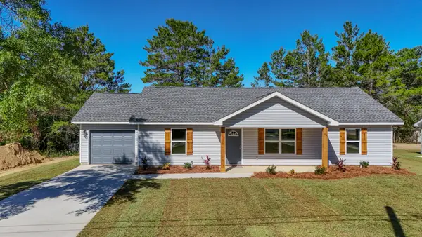 94 W Oleander Avenue, DeFuniak Springs, FL 32433