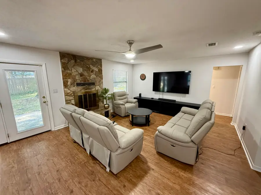 519 Nutmeg Avenue, Niceville, FL 32578 - Image #2