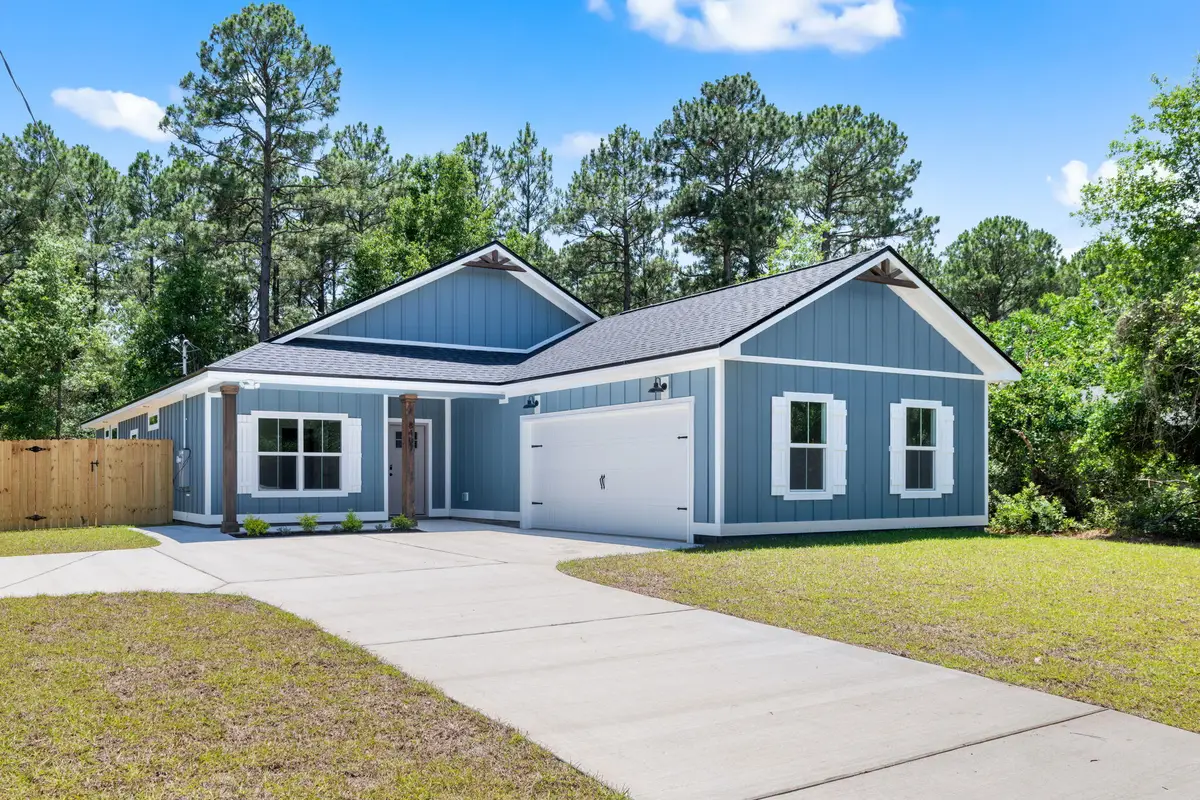 8188 Mercado St Street, Navarre, FL 32566 - Image #1