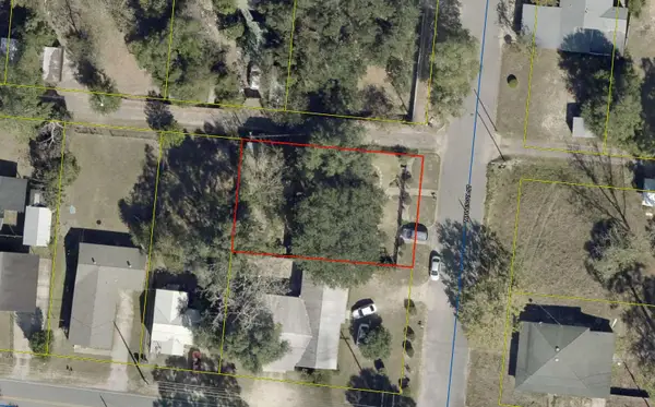 40 Minnesota Street, DeFuniak Springs, FL 32435