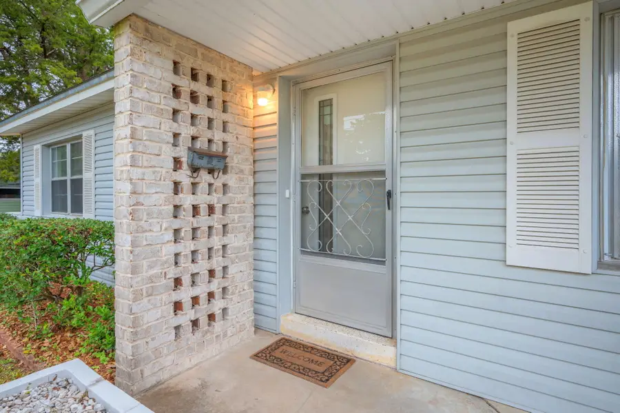 260 Gregory Drive, Mary Esther, FL 32569 - Image #3