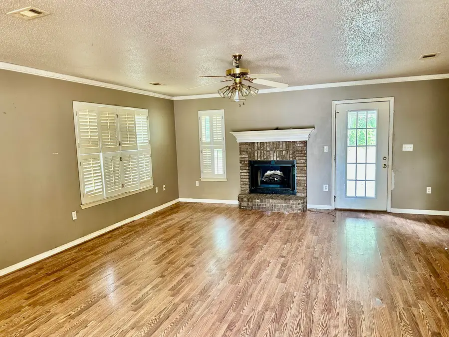 308 Island Drive, Crestview, FL 32536 - Image #2