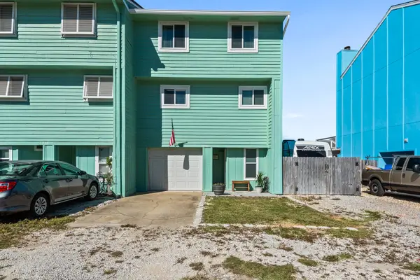 3240 Quietwater Lane, Gulf Breeze, FL 32563