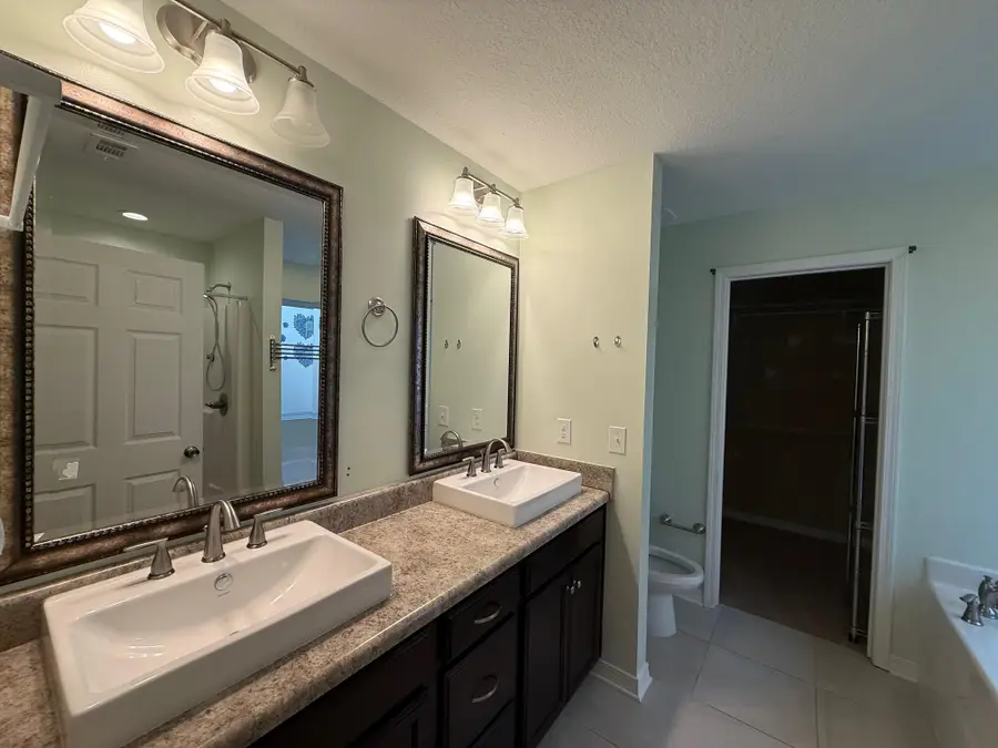 498 Eisenhower Drive, Crestview, FL 32539 - Image #2