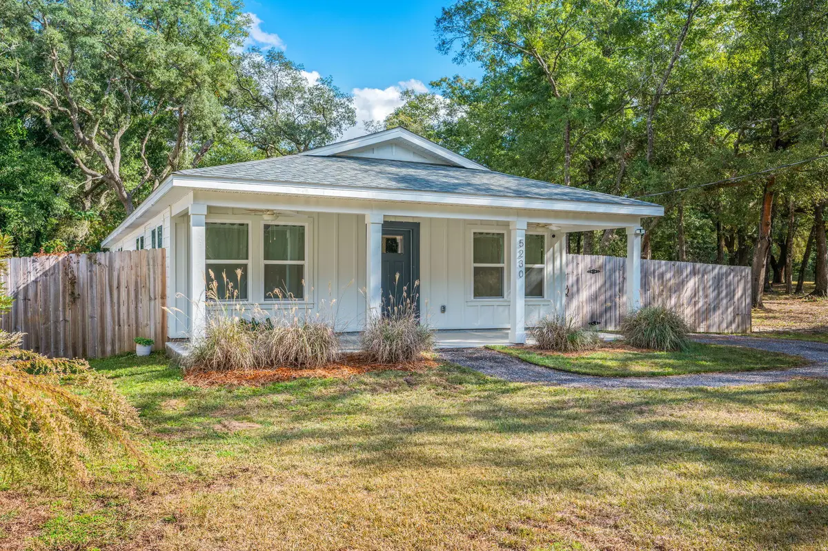 5230 Richburg Street, Milton, FL 32583 - Image #1