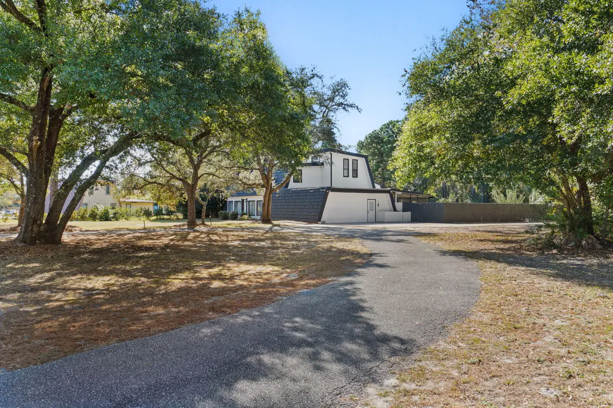 2121 Mar Mar Lane, Navarre, FL 32566 - Image #1