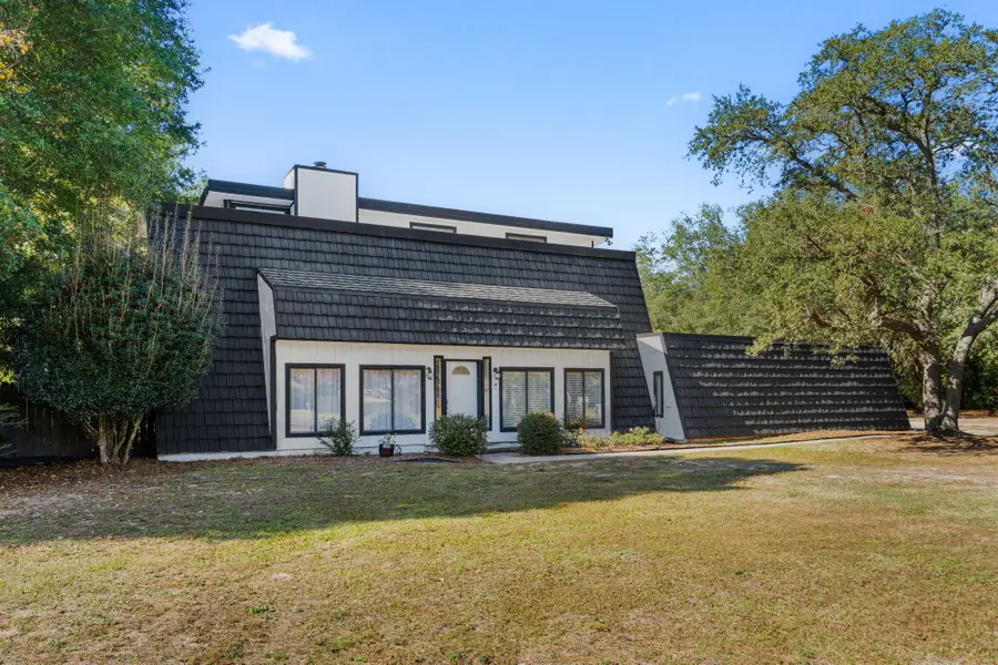 2121 Mar Mar Lane, Navarre, FL 32566 - Image #3