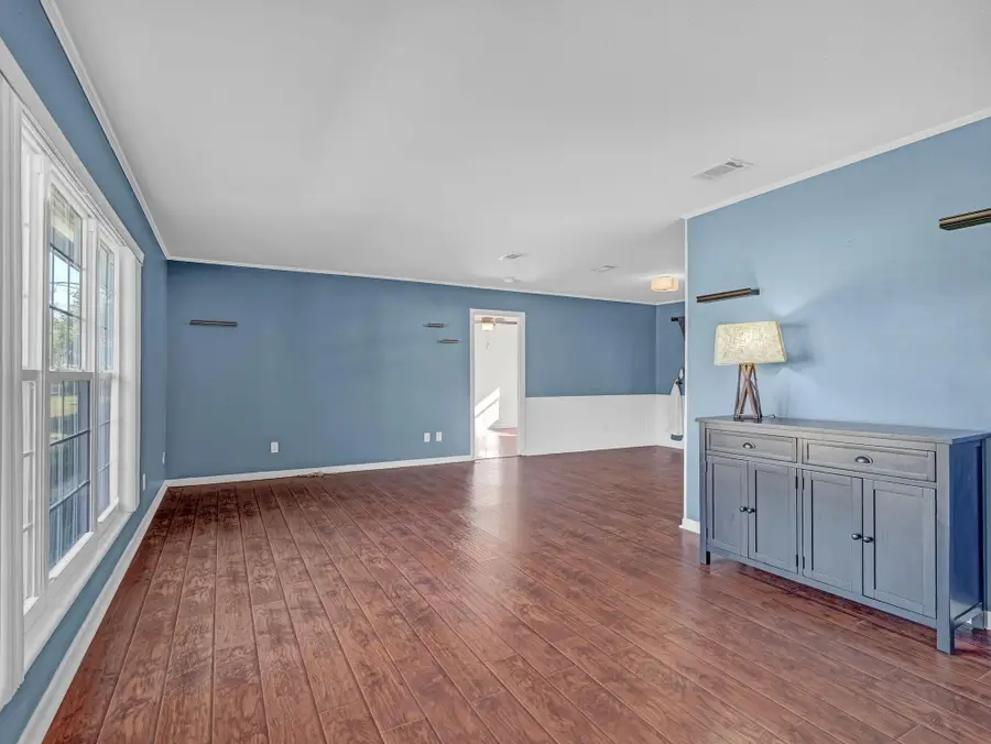 40 Sharilyn Drive, Shalimar, FL 32579 - Image #2