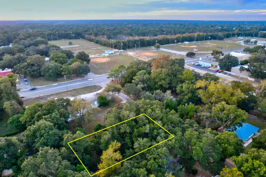 425 Bayliss Court, Pensacola, FL 32505 - Image #3