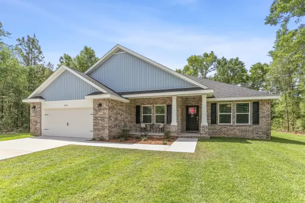 4271 Elvis Presley Drive, Milton, FL 32583