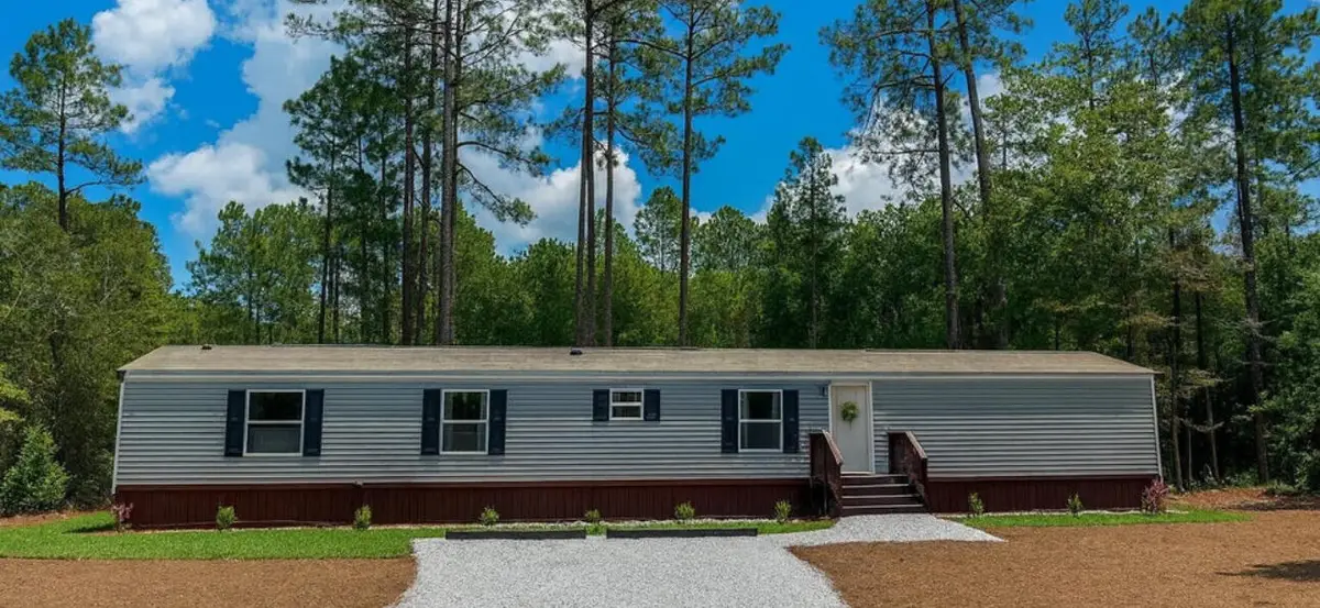 444 Donatello Road, Defuniak Springs, FL 32433 - Image #1