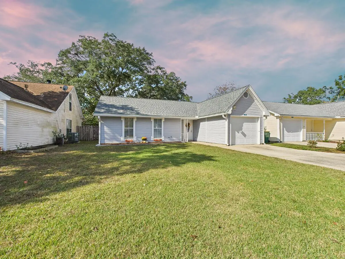 3018 Blue Pine Lane, Niceville, FL 32578 - Image #1