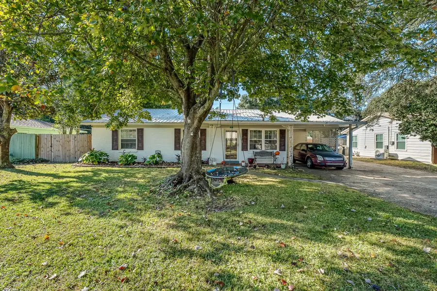 132 NW Loizos Drive, Fort Walton Beach, FL 32548 - Image #2