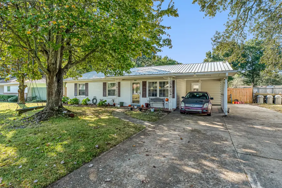 132 NW Loizos Drive, Fort Walton Beach, FL 32548 - Image #3