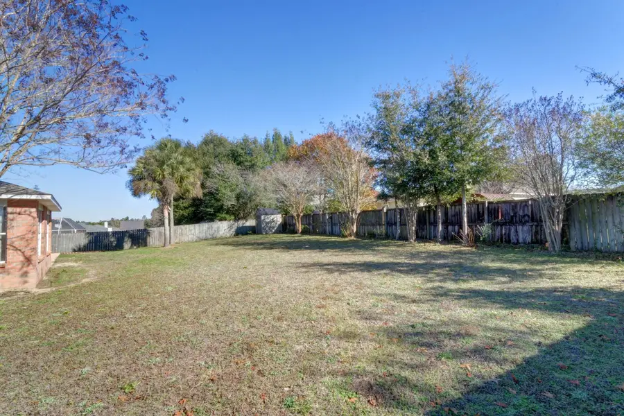 422 Jillian Drive, Crestview, FL 32536 - Image #2