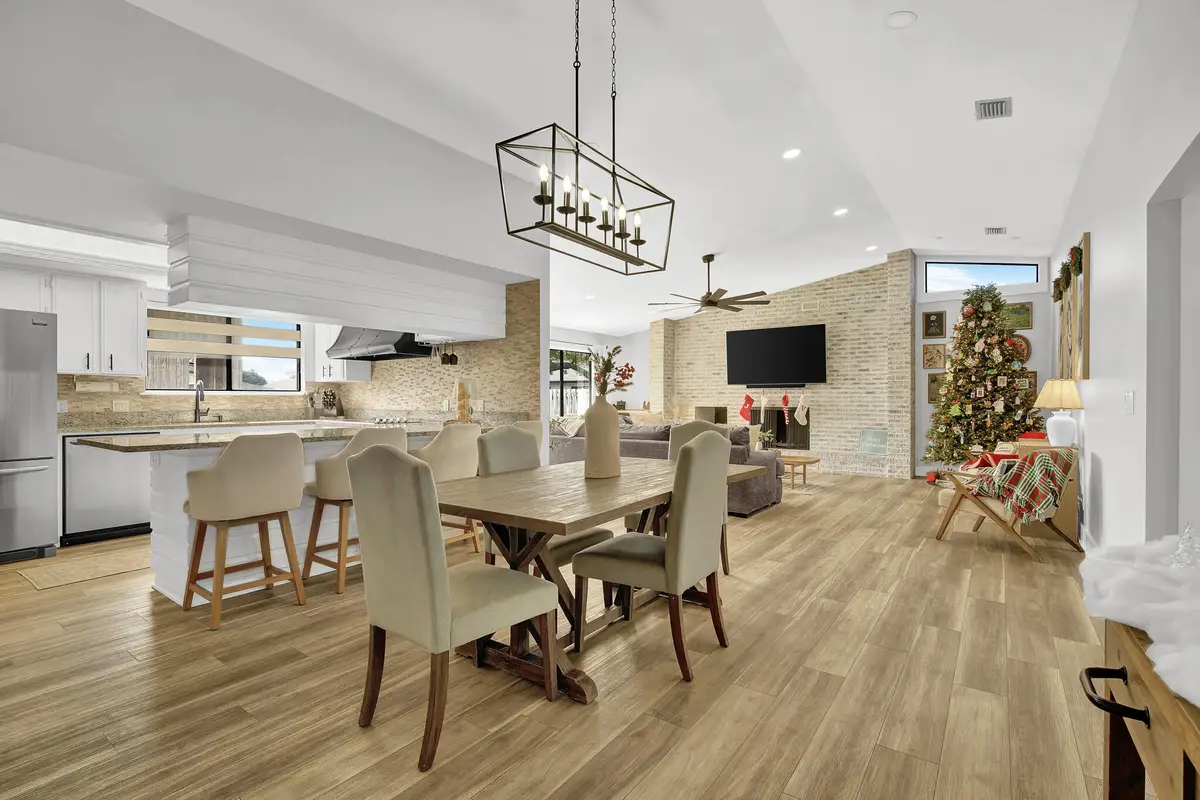 2445 Pretty Bayou Boulevard, Panama City, FL 32405 - Image #1