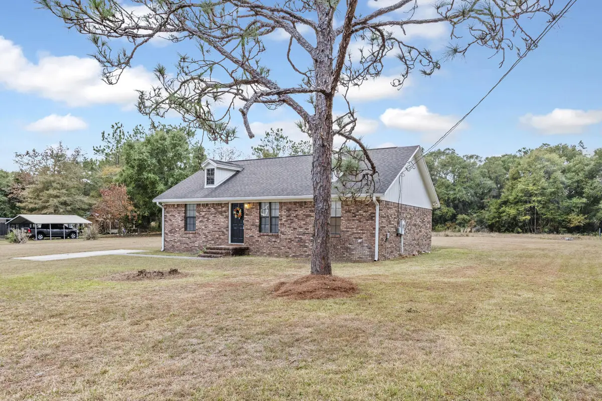 101 Stephens Lane, Crestview, FL 32539 - Image #1