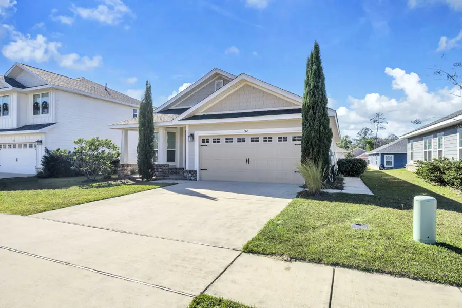 742 Marquis Way, Freeport, FL 32439 - Image #2