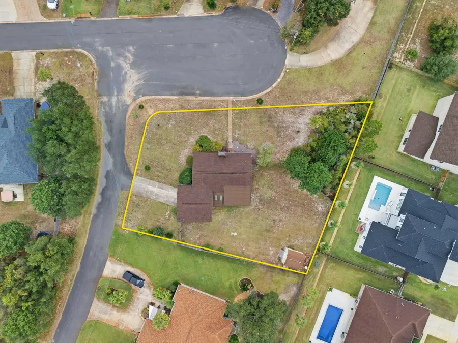 7506 N Shores Drive, Navarre, FL 32566 - Image #3