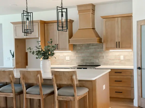 6524 Lansford Street, Navarre, FL 32566