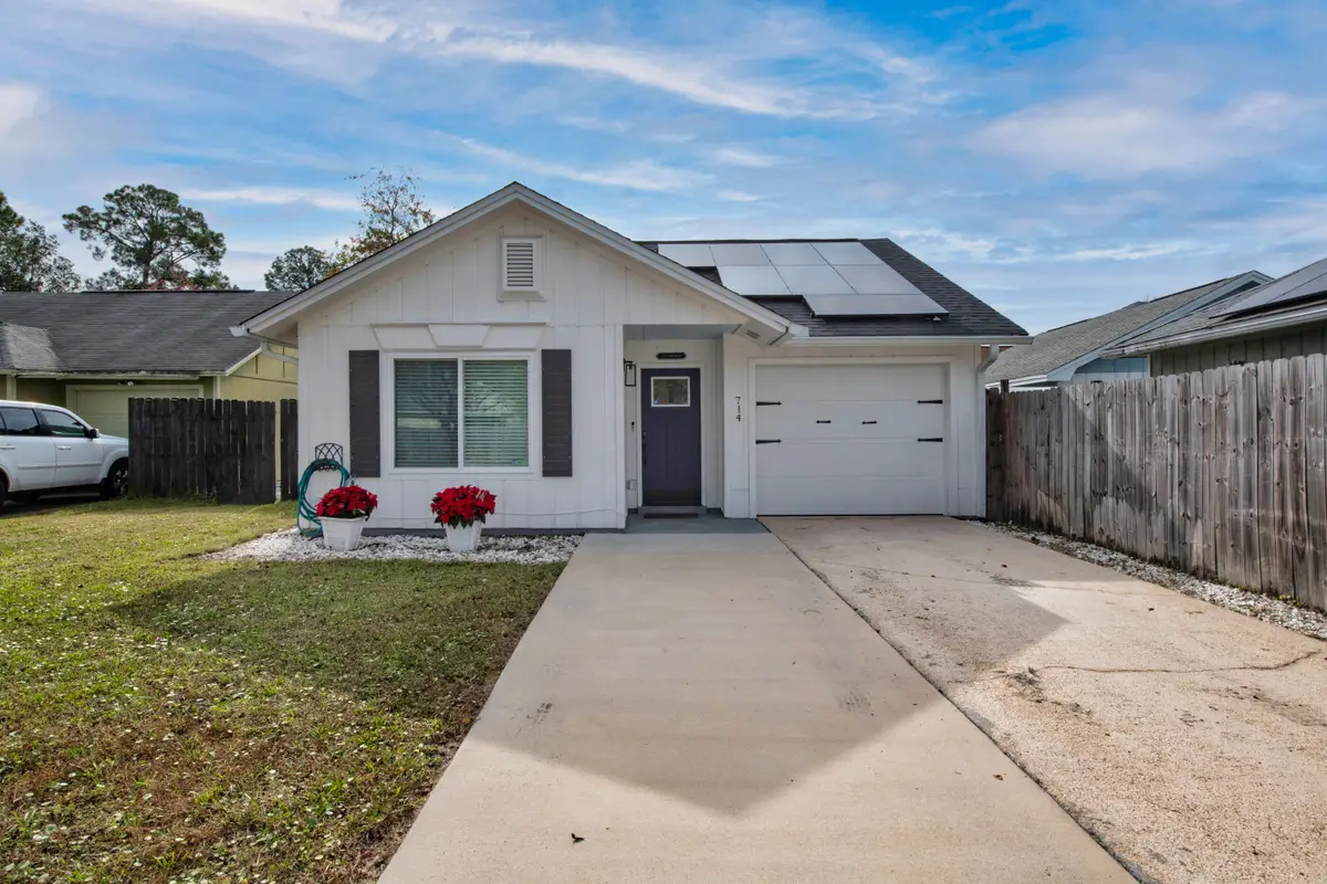 714 Little Crescent Street, Fort Walton Beach, FL 32547 - Image #1