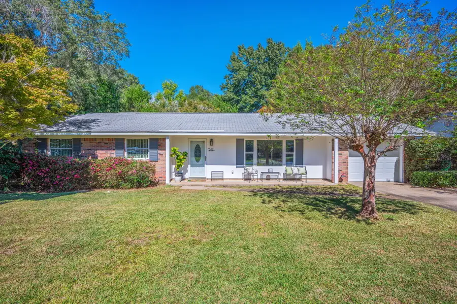 121 Priscilla Drive, Fort Walton Beach, FL 32547 - Image #2