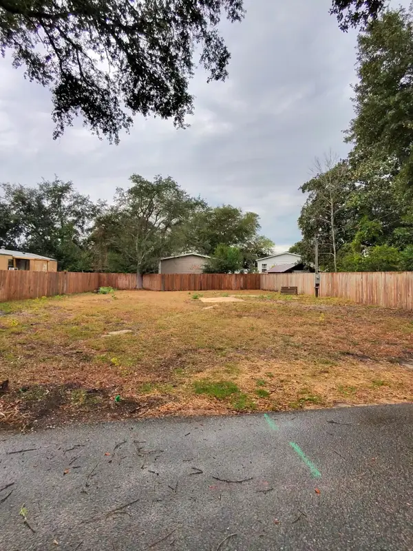 603 Happiness Road #C, Mary Esther, FL 32569