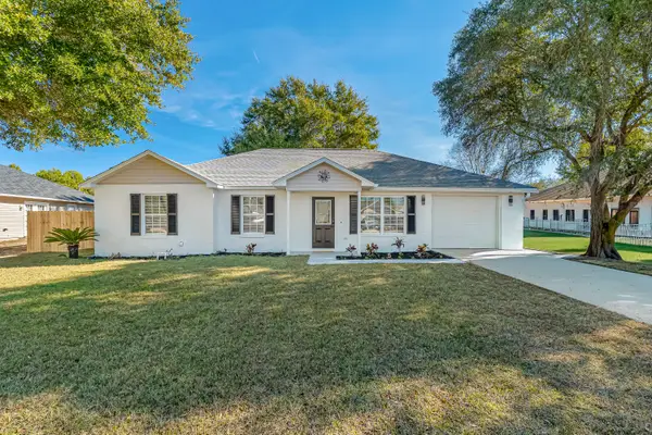 5047 Poinsetta Avenue, Crestview, FL 32539