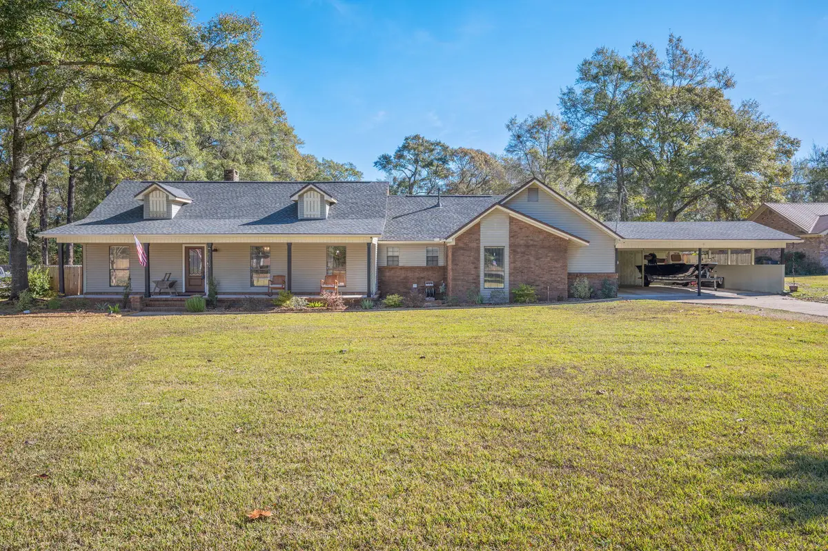 6039 Blueberry Lane, Crestview, FL 32536 - Image #1