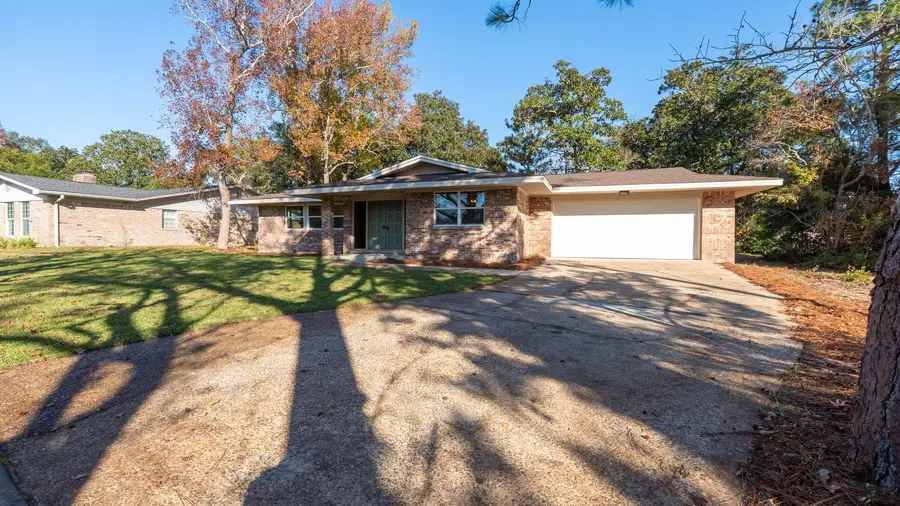 1 NE Stafford Circle, Fort Walton Beach, FL 32547 - Image #2