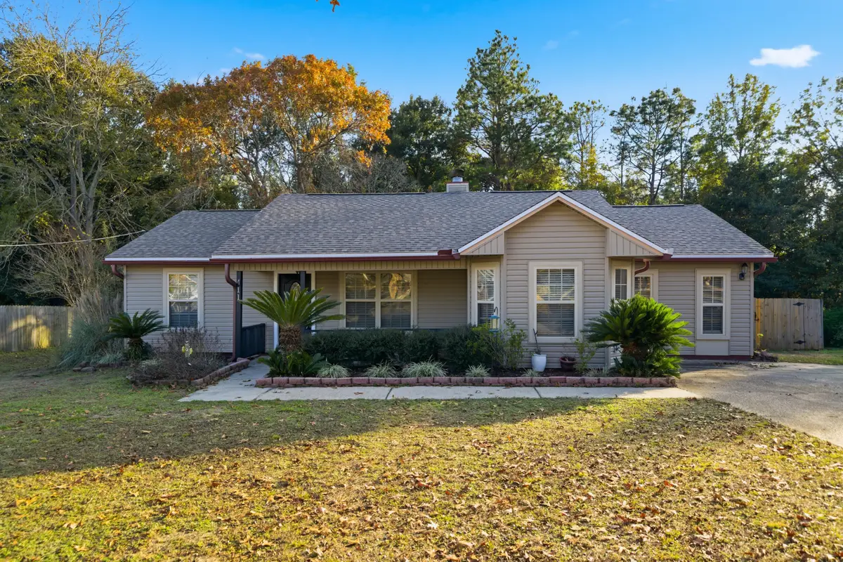 411 Ashely Drive, Crestview, FL 32536 - Image #1