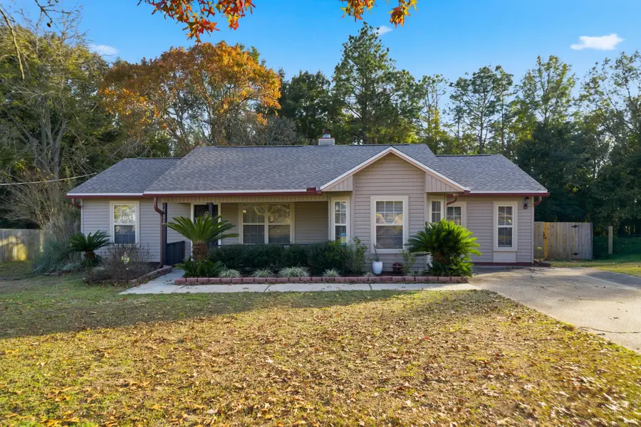 411 Ashely Drive, Crestview, FL 32536 - Image #3