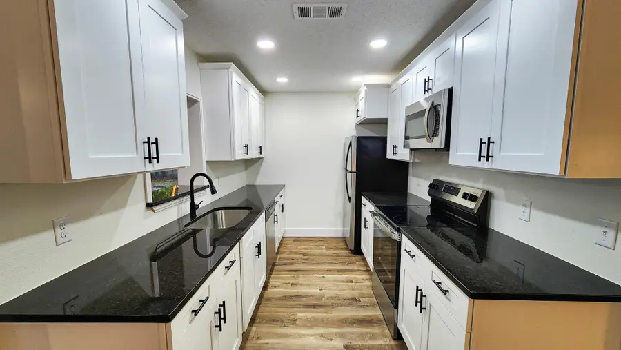 230 Lee Drive, Mary Esther, FL 32569 - Image #2