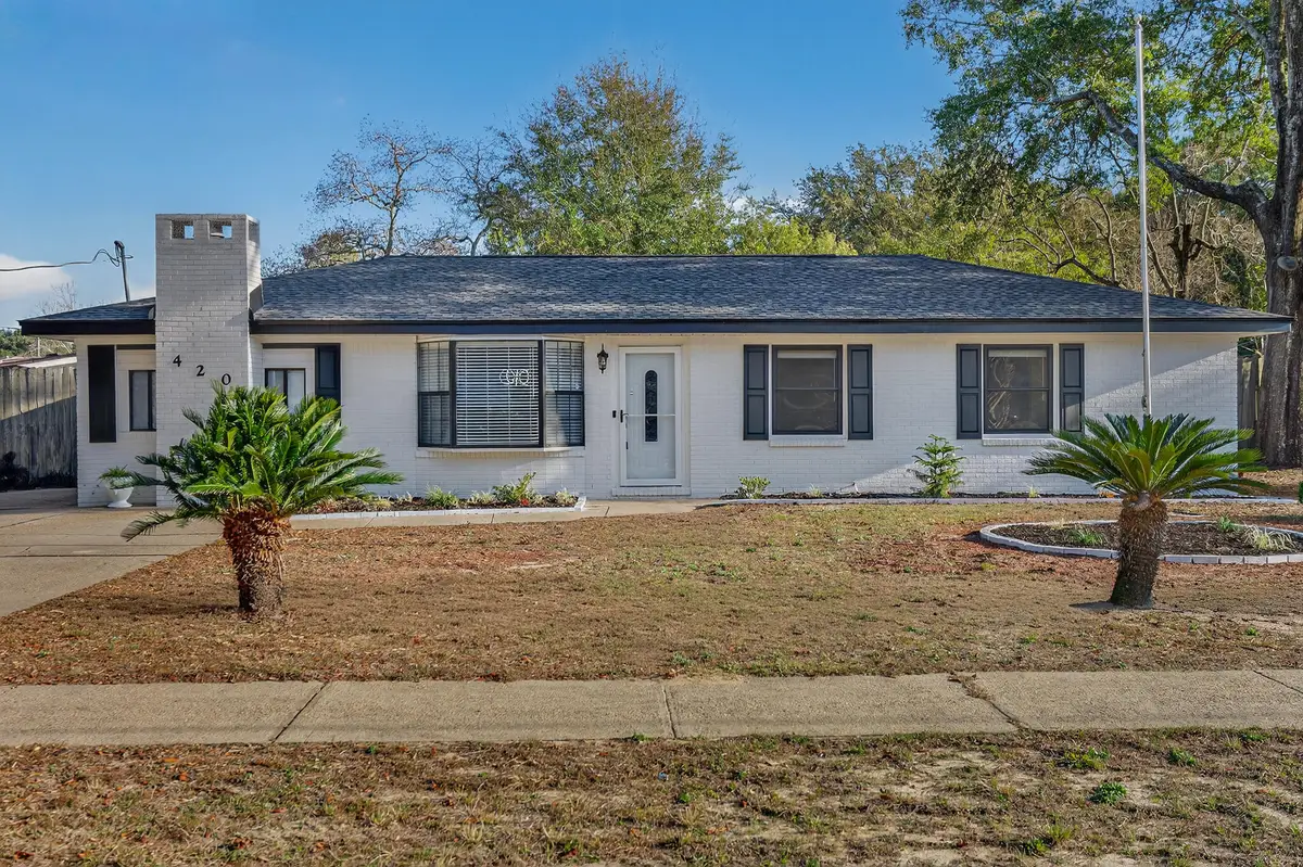 420 Paradise Road, Niceville, FL 32578 - Image #1