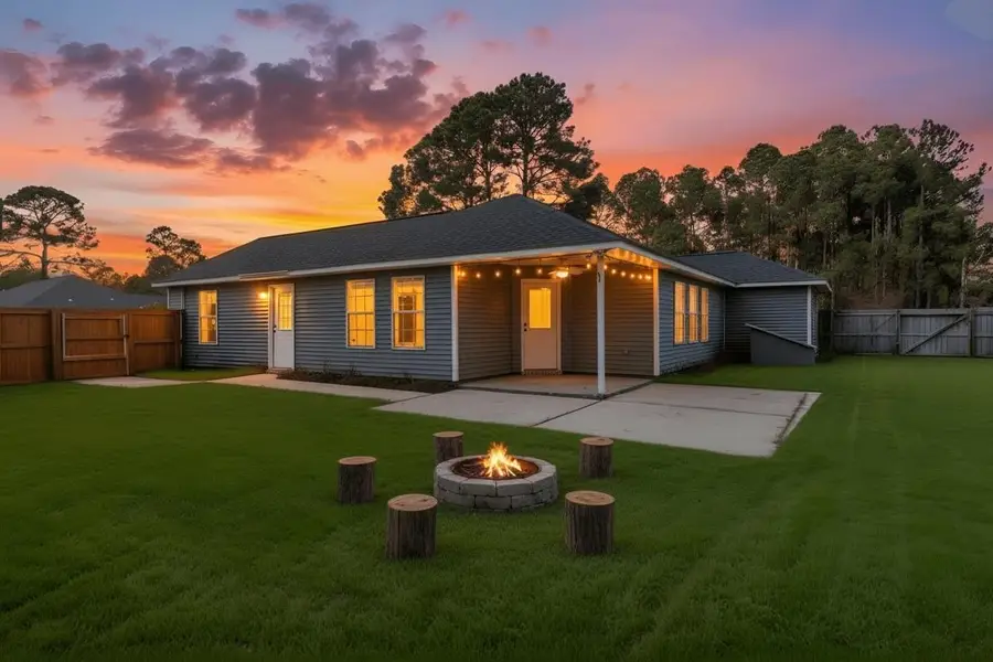 2528 Hilton Drive, Navarre, FL 32566 - Image #3