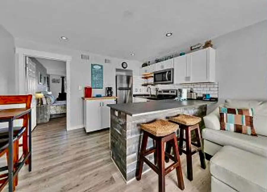 683 Nautilus #104, Fort Walton Beach, FL 32548 - Image #2