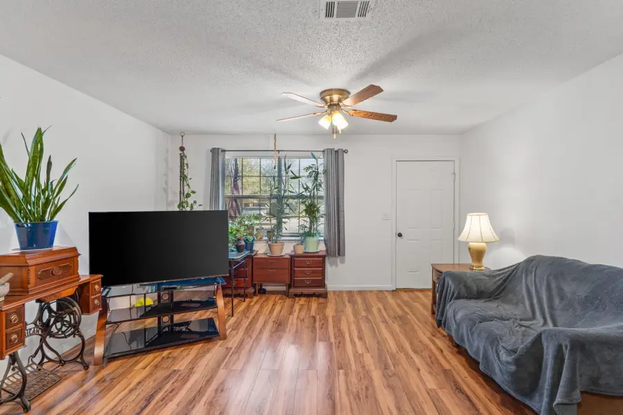 212 Aza Place, Crestview, FL 32539 - Image #3