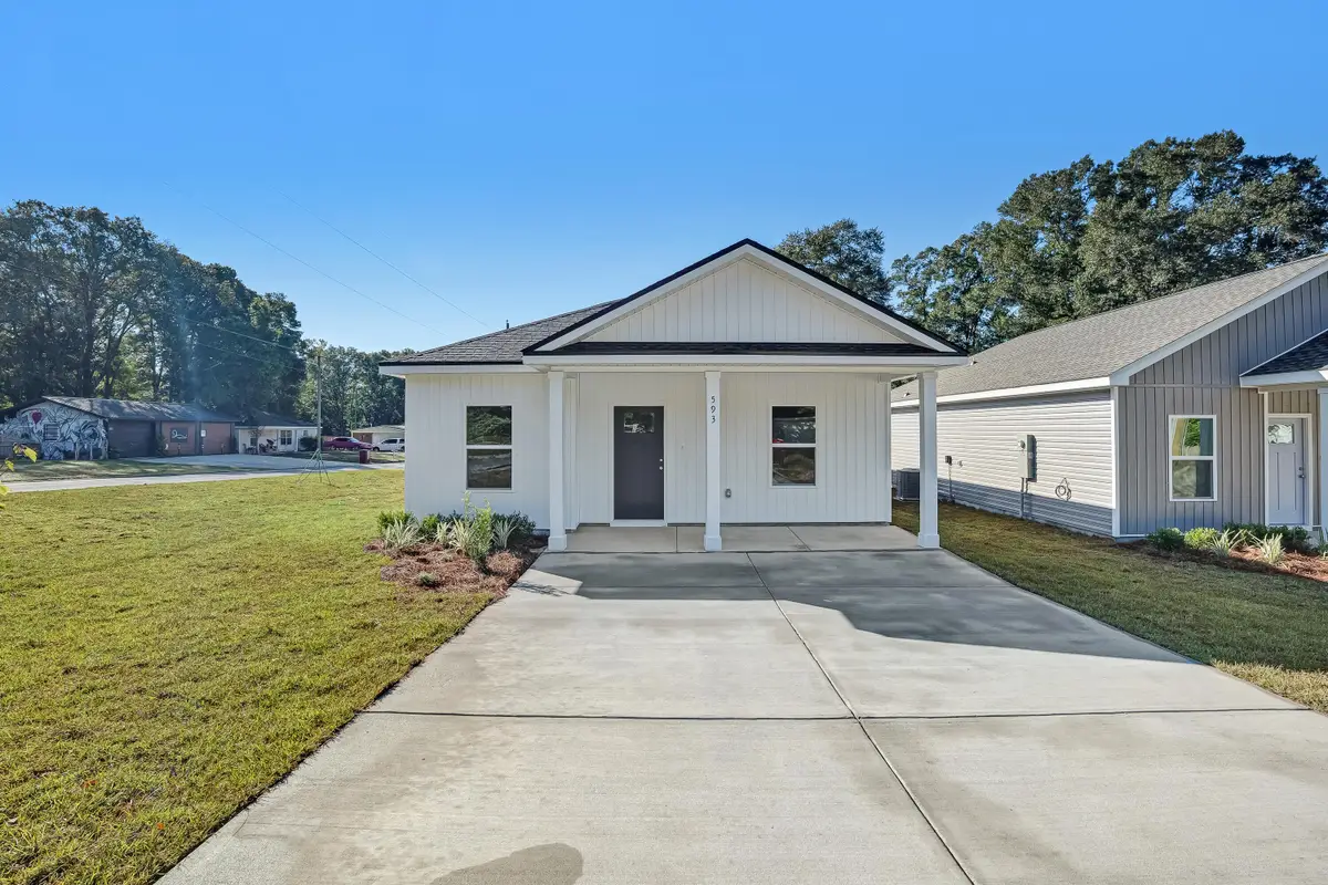 593 Brock Avenue, Crestview, FL 32539 - Image #1