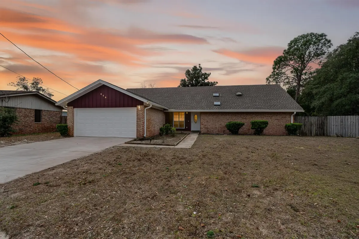 820 Laurel Drive, Fort Walton Beach, FL 32547 - Image #1