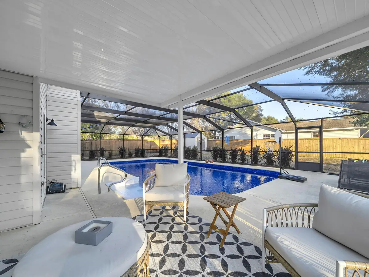 526 Nassau Drive, Niceville, FL 32578 - Image #1