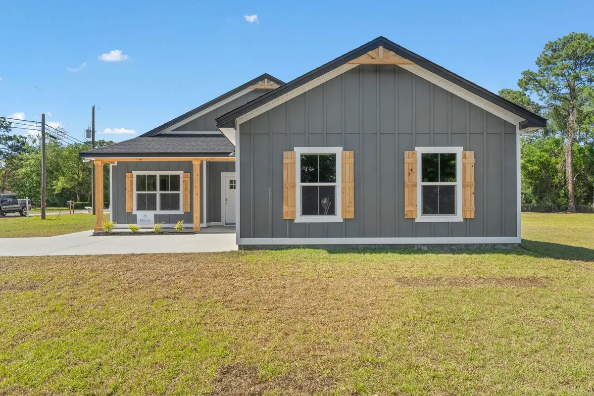 8370 Sevilla St Street, Navarre, FL 32566 - Image #1