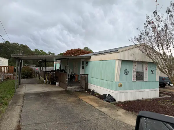 9950 W Hwy 98 #J6, Destin, FL 32550