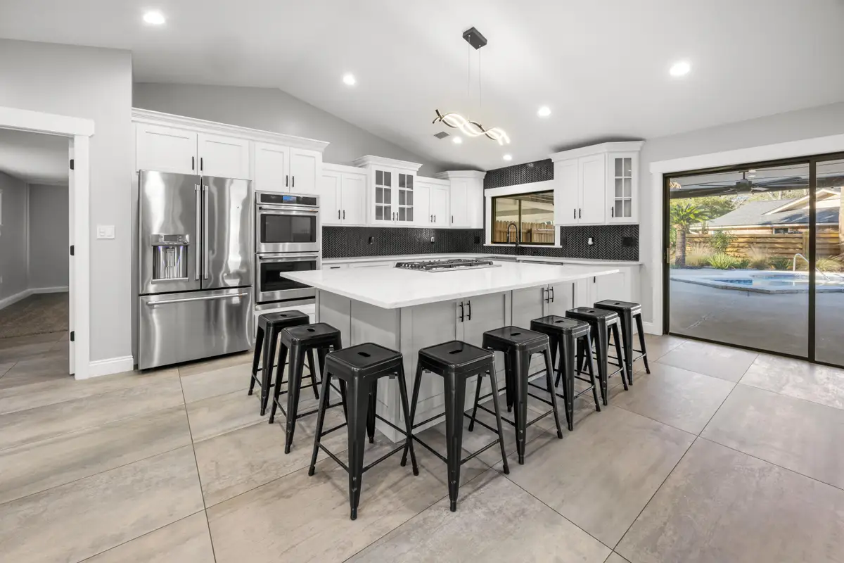 633 NE Merioneth Drive, Fort Walton Beach, FL 32547 - Image #1