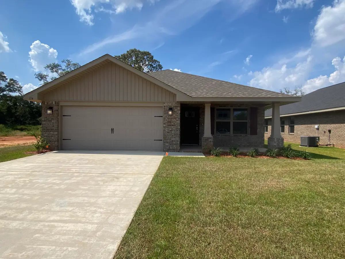 183 Ridgeway Circle, Crestview, FL 32536 - Image #1